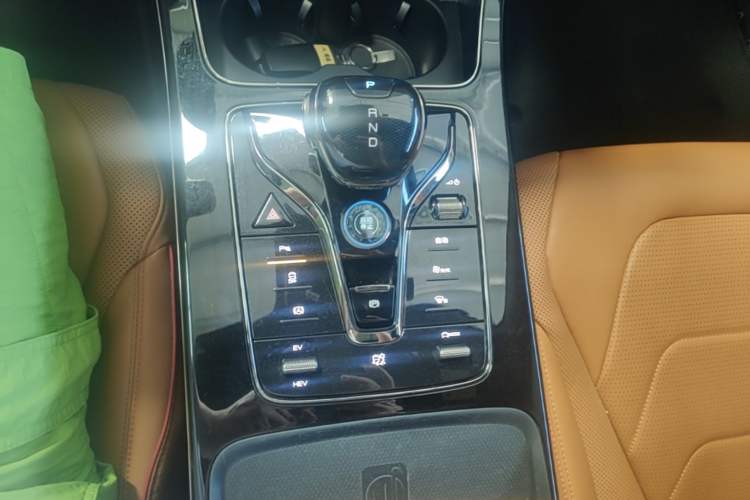 Used BYD Han 2022 DM-i 121KM Prestige Model Gear Lever