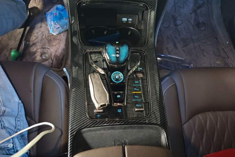 Used BYD Han 2022 DM-i 121KM Luxury Model Gear Lever
