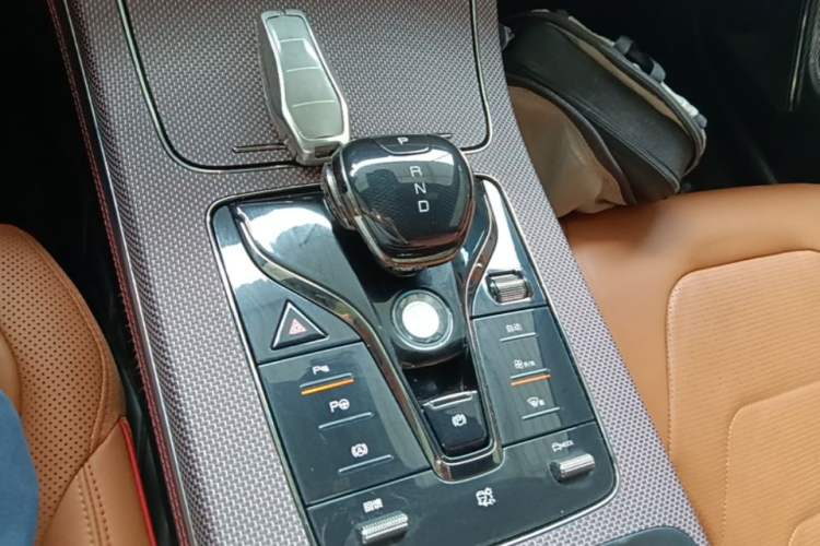 Used BYD Han 2022 EV Genesis Edition 715 km Front-Wheel-Drive Flagship Model Gear Lever