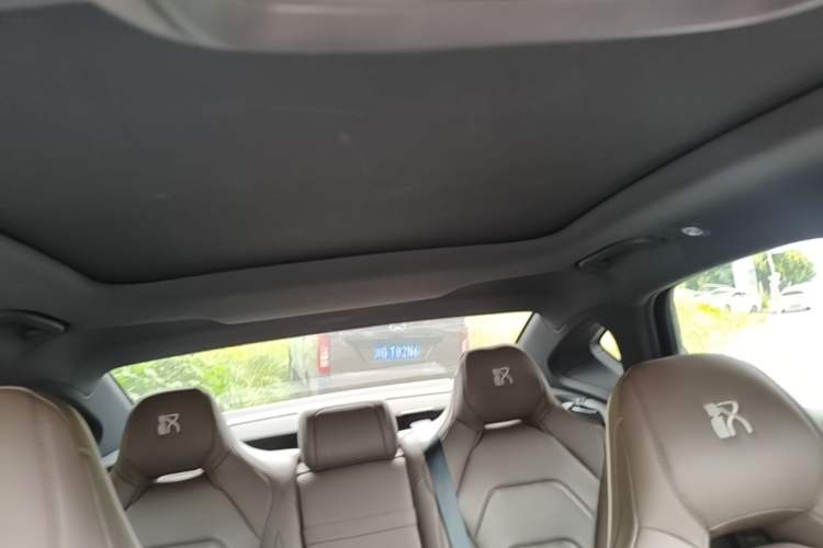 Used BYD Han 2022 EV Genesis Edition 715 km Front-Wheel-Drive Flagship Model Headliner