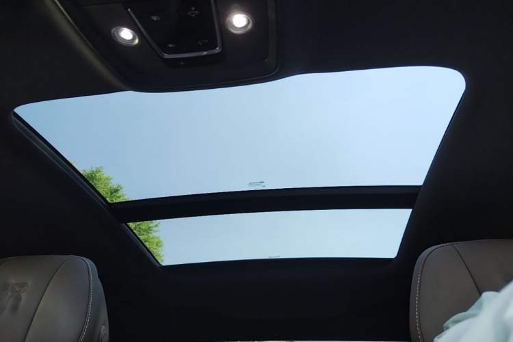 Used BYD Han 2022 DM-i 121KM Prestige Model Headliner