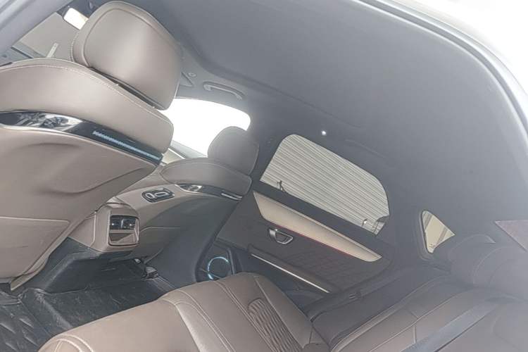 Used BYD Han 2022 DM-i 121KM Prestige Model Headliner