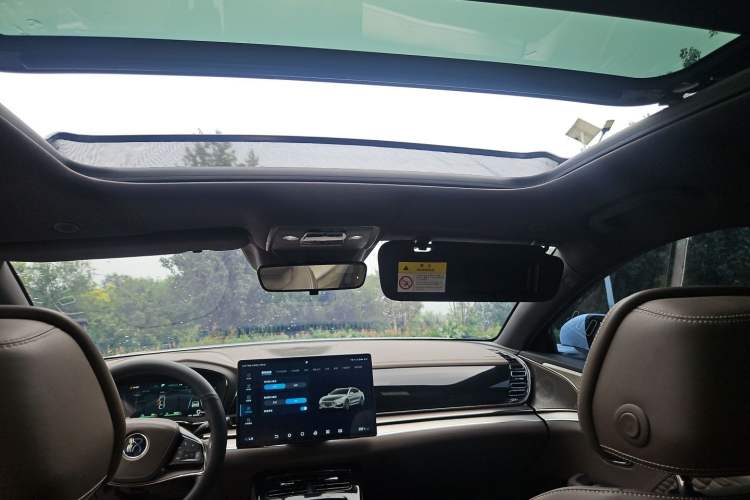 Used BYD Han 2022 DM-i 121KM Prestige Model Headliner