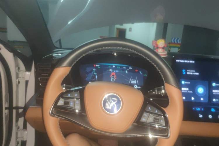 Used BYD Han 2022 DM-i 121KM Prestige Model Instrument Cluster