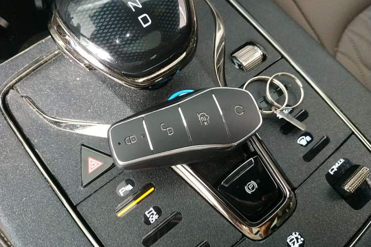 Used BYD Han 2022 DM-i 121KM Prestige Model Interior 1
