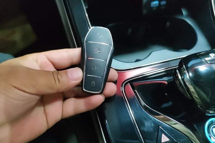 Used BYD Han 2022 DM-i 121KM Prestige Model Interior 1