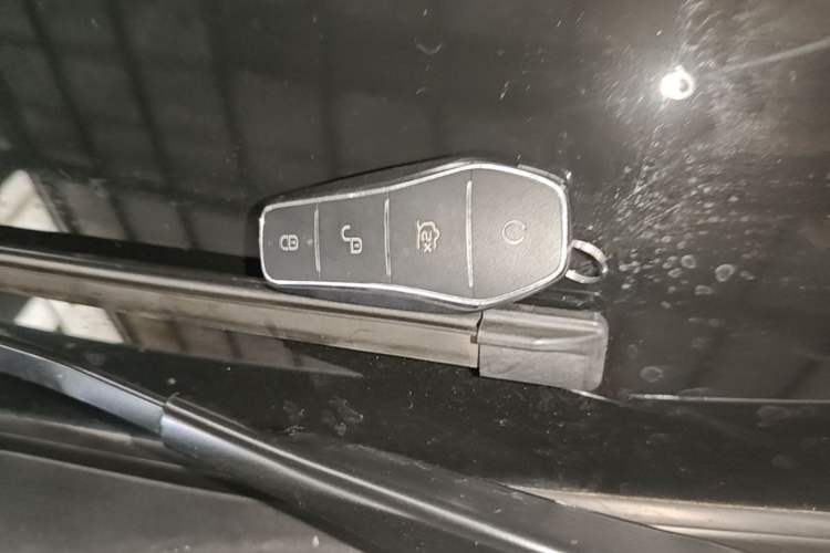 Used BYD Han 2022 DM-i 121KM Luxury Model Interior 1