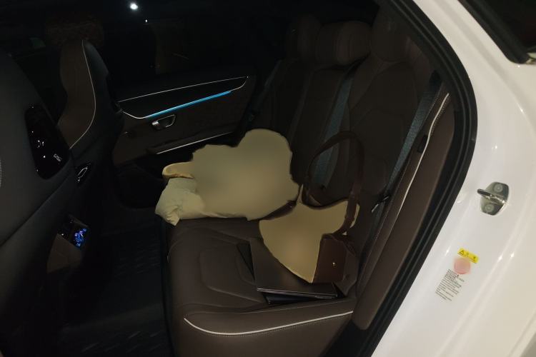Used BYD Han 2022 EV Genesis Edition 715 km Front-Wheel-Drive Flagship Model Interior 4