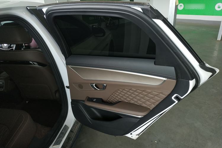 Used BYD Han 2022 DM-i 121KM Prestige Model Interior 6