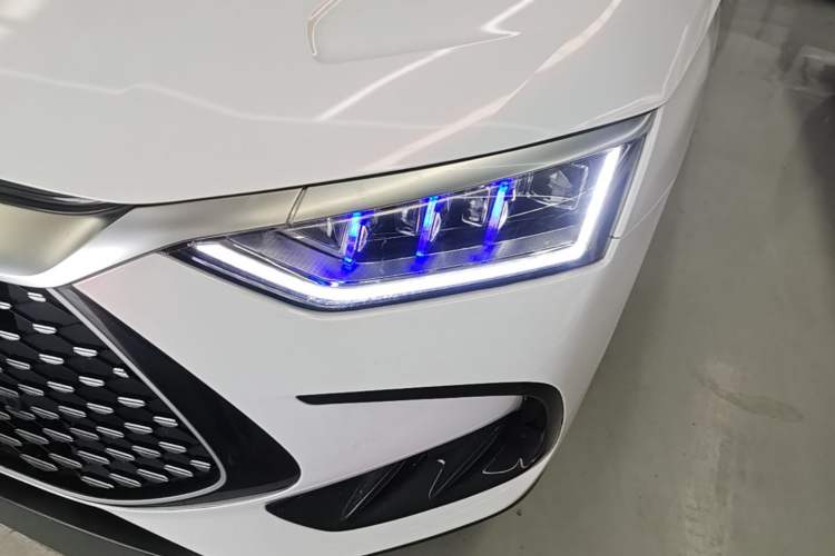 Used BYD Han 2022 DM-i 121KM Prestige Model Left Front Headlight