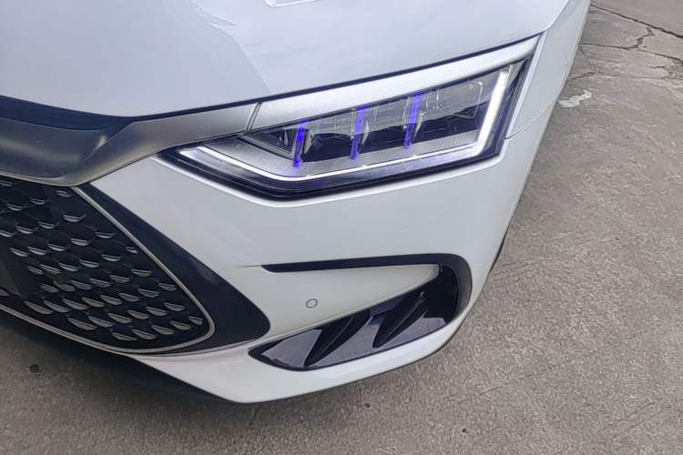 Used BYD Han 2022 DM-i 121KM Prestige Model Left Front Headlight