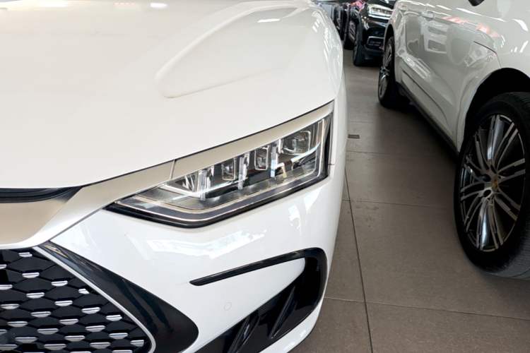 Used BYD Han 2022 DM-i 121KM Luxury Model Left Front Headlight