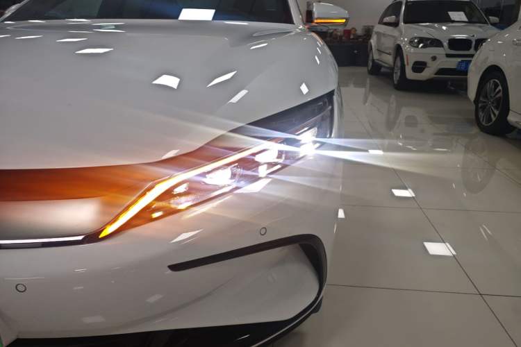 Used BYD Han 2022 EV 610 km All-Wheel-Drive Qianshan Cui Limited Edition Left Front Headlight