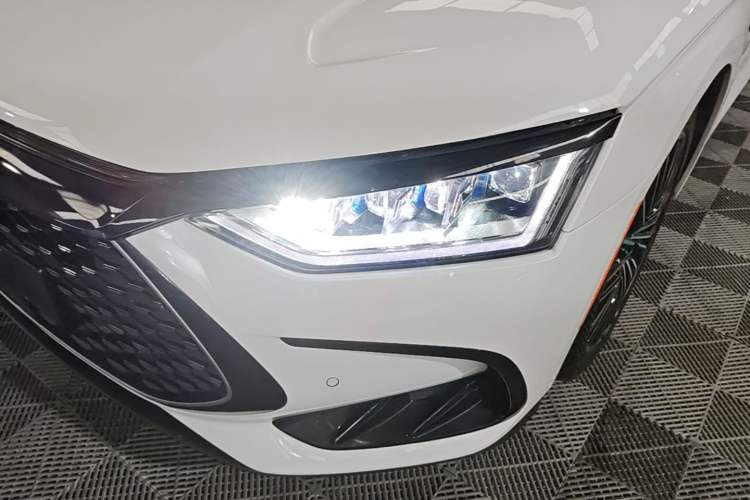 Used BYD Han 2022 DM-i 121KM Luxury Model Left Front Headlight