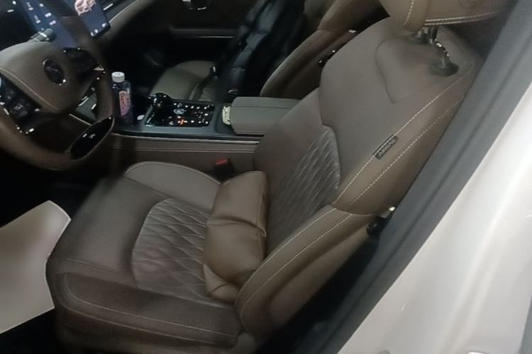 Used BYD Han 2022 DM-i 121KM Luxury Model Left Front Seat