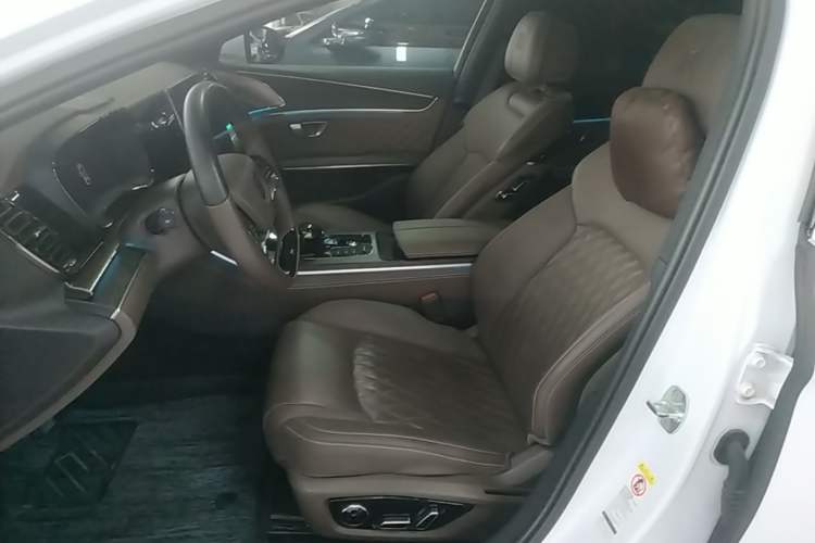 Used BYD Han 2022 DM-i 121KM Luxury Model Left Front Seat