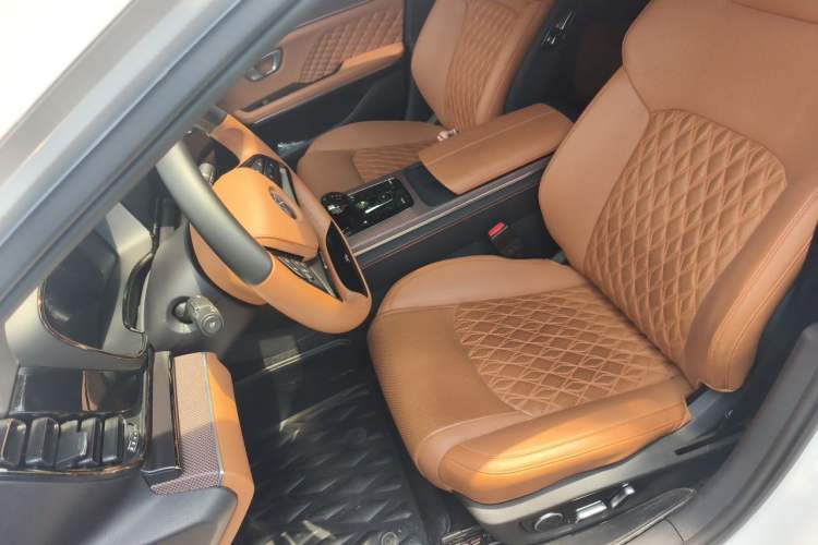 Used BYD Han 2022 DM-i 121KM Luxury Model Left Front Seat