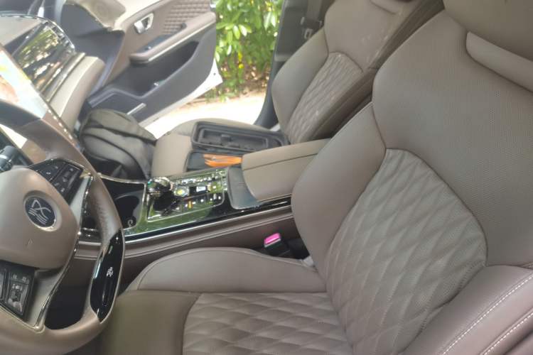 Used BYD Han 2022 DM-i 121KM Prestige Model Left Front Seat