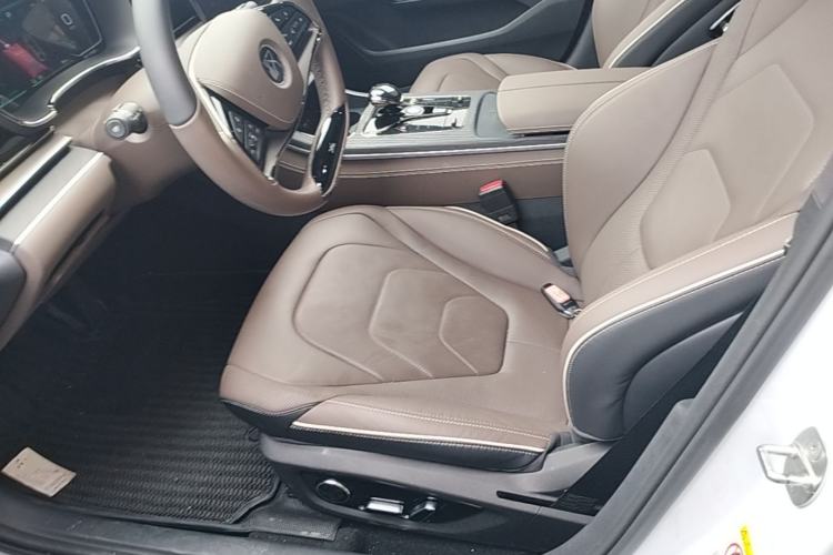 Used BYD Han 2022 EV Genesis Edition 715 km Front-Wheel-Drive Flagship Model Left Front Seat