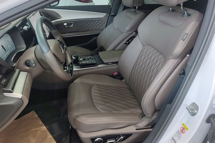 Used BYD Han 2022 DM-i 121KM Prestige Model Left Front Seat