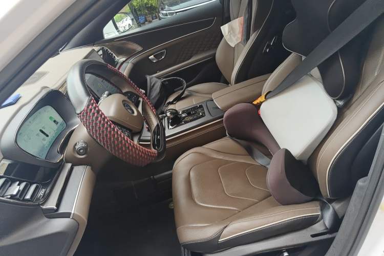 Used BYD Han 2022 DM-i 121KM Luxury Model Left Front Seat