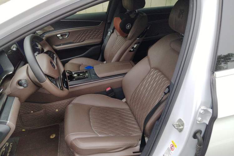Used BYD Han 2022 DM-i 121KM Luxury Model Left Front Seat