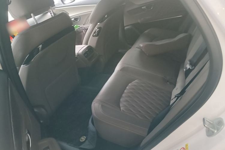Used BYD Han 2022 DM-i 121KM Prestige Model Left Rear Seat
