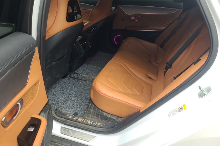 Used BYD Han 2022 DM-i 121KM Prestige Model Left Rear Seat