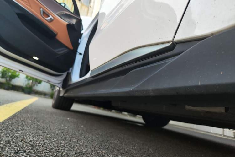 Used BYD Han 2022 DM-i 121KM Luxury Model Left Side Sill