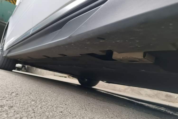 Used BYD Han 2022 EV Genesis Edition 715 km Front-Wheel-Drive Flagship Model Left Side Sill