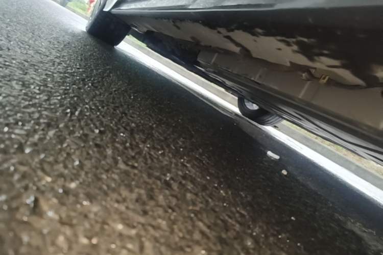 Used BYD Han 2022 DM-i 121KM Prestige Model Left Side Sill