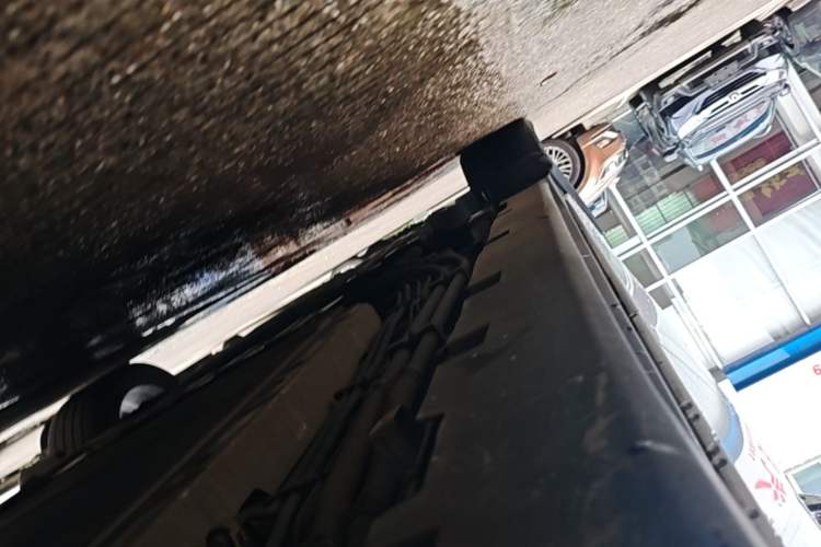 Used BYD Han 2022 DM-i 121KM Prestige Model Left Side Sill