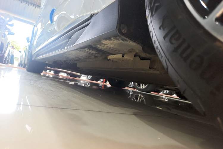 Used BYD Han 2022 DM-i 121KM Luxury Model Left Side Sill