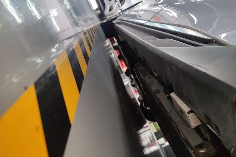 Used BYD Han 2022 DM-i 121KM Prestige Model Left Side Sill
