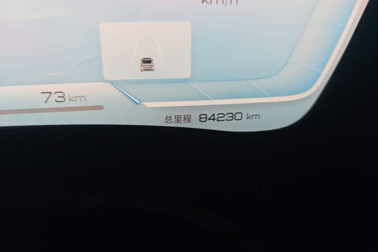 Used BYD Han 2022 EV Genesis Edition 715 km Front-Wheel-Drive Flagship Model Odometer Close Up