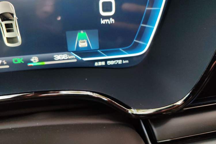 Used BYD Han 2022 DM-i 121KM Prestige Model Odometer Close Up