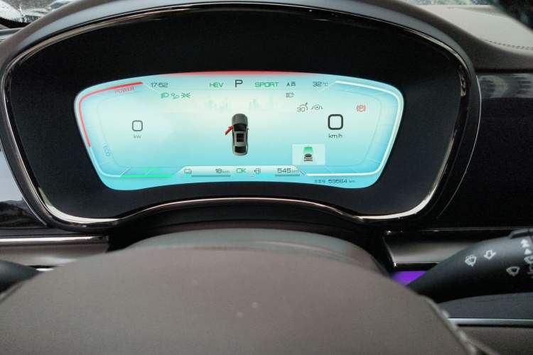 Used BYD Han 2022 DM-i 121KM Luxury Model Odometer Close Up