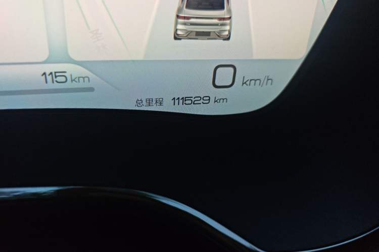 Used BYD Han 2022 DM-i 121KM Flagship Model Odometer Close Up