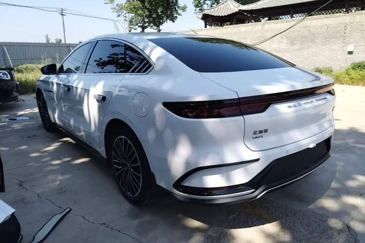 Used BYD Han 2022 DM-i 121KM Prestige Model Rear Left 45 Deg