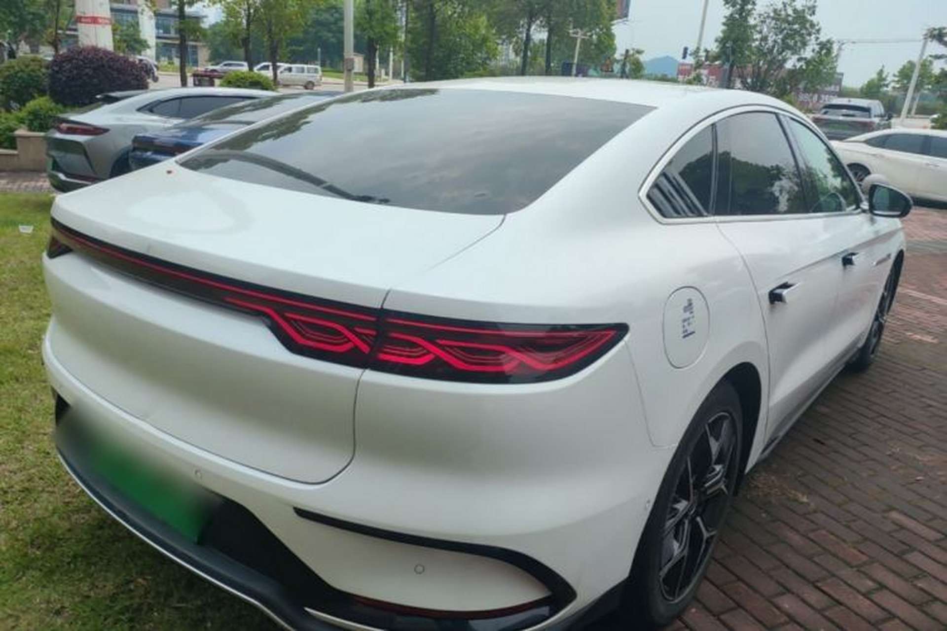 Used BYD Han 2022 EV Genesis Edition 715 km Front-Wheel-Drive Flagship Model Rear Right 45 Deg