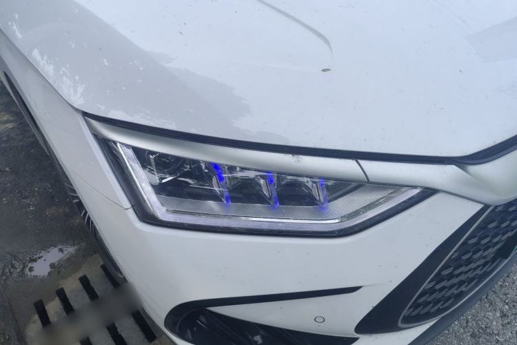 Used BYD Han 2022 DM-i 121KM Luxury Model Right Front Headlight