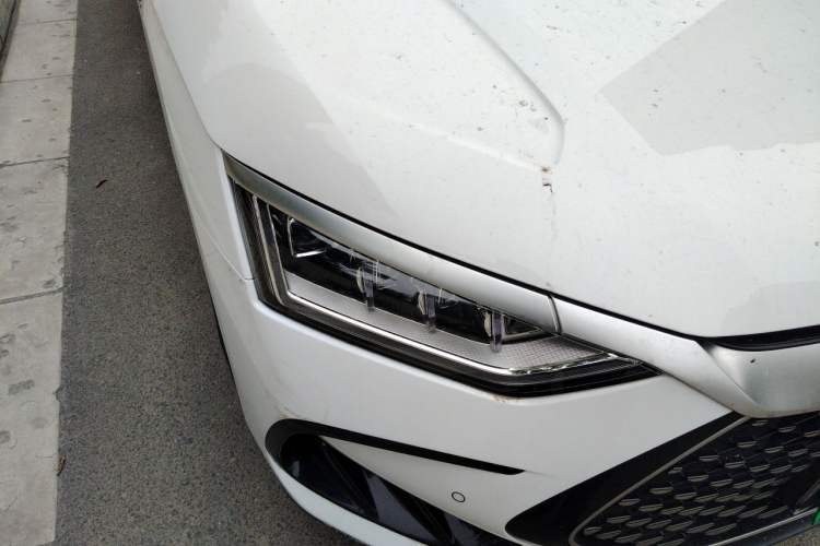Used BYD Han 2022 DM-i 121KM Luxury Model Right Front Headlight