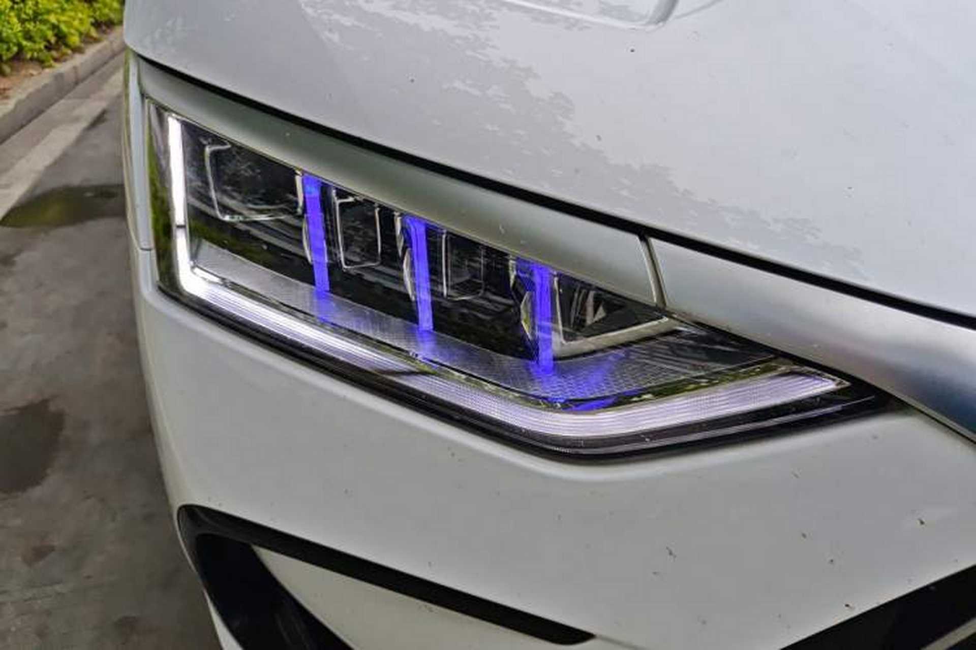 Used BYD Han 2022 DM-i 121KM Luxury Model Right Front Headlight