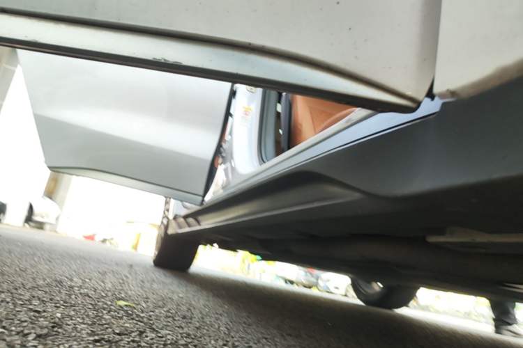 Used BYD Han 2022 DM-i 121KM Luxury Model Right Side Sill