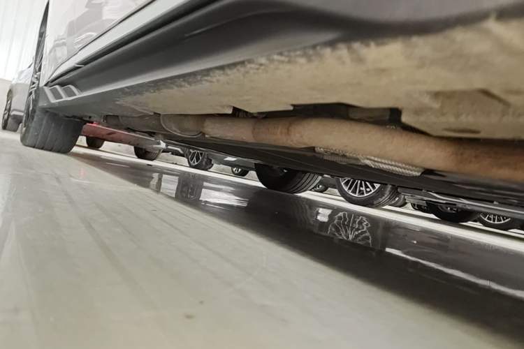Used BYD Han 2022 DM-i 121KM Prestige Model Right Side Sill