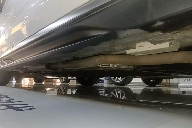 Used BYD Han 2022 DM-i 121KM Luxury Model Right Side Sill