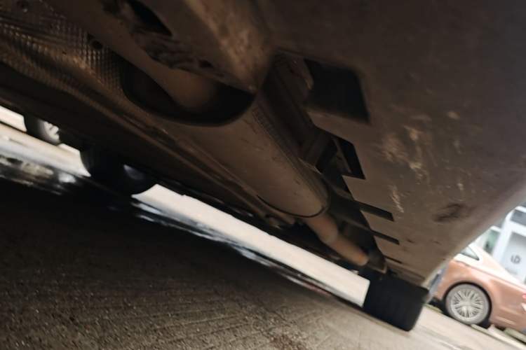 Used BYD Han 2022 DM-i 121KM Prestige Model Right Side Sill