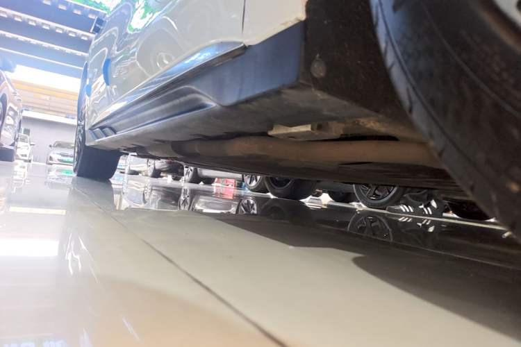 Used BYD Han 2022 DM-i 121KM Luxury Model Right Side Sill