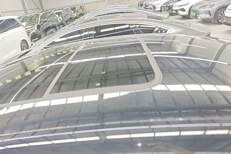Used BYD Han 2022 DM-i 121KM Prestige Model Roof