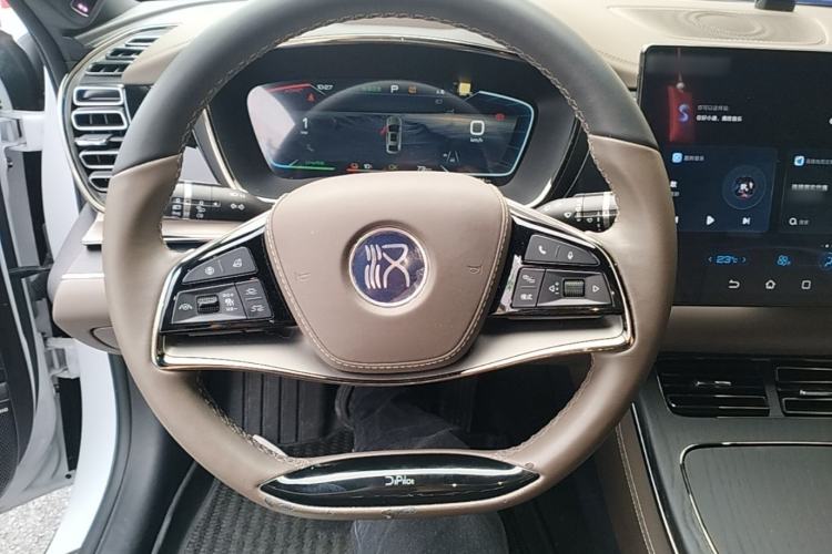 Used BYD Han 2022 EV Genesis Edition 715 km Front-Wheel-Drive Flagship Model Steering Wheel